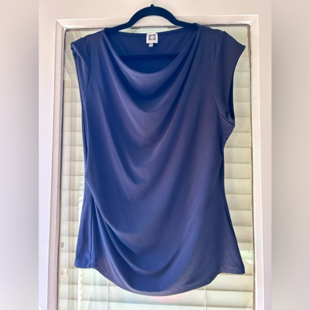 Anne Klein Drape Neck Sleeveless Top in Black. Size XL